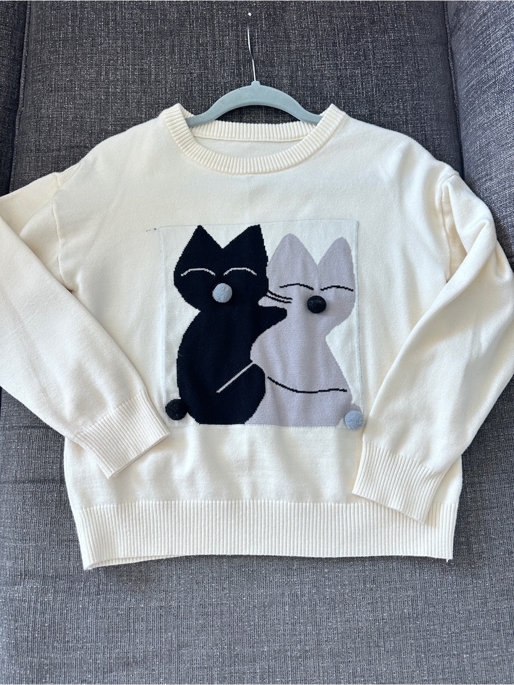 Cute Cat Knit Sweater Women Cream Crewneck Cozy Soft Minimalist Unbranded S - Picture 9 of 12